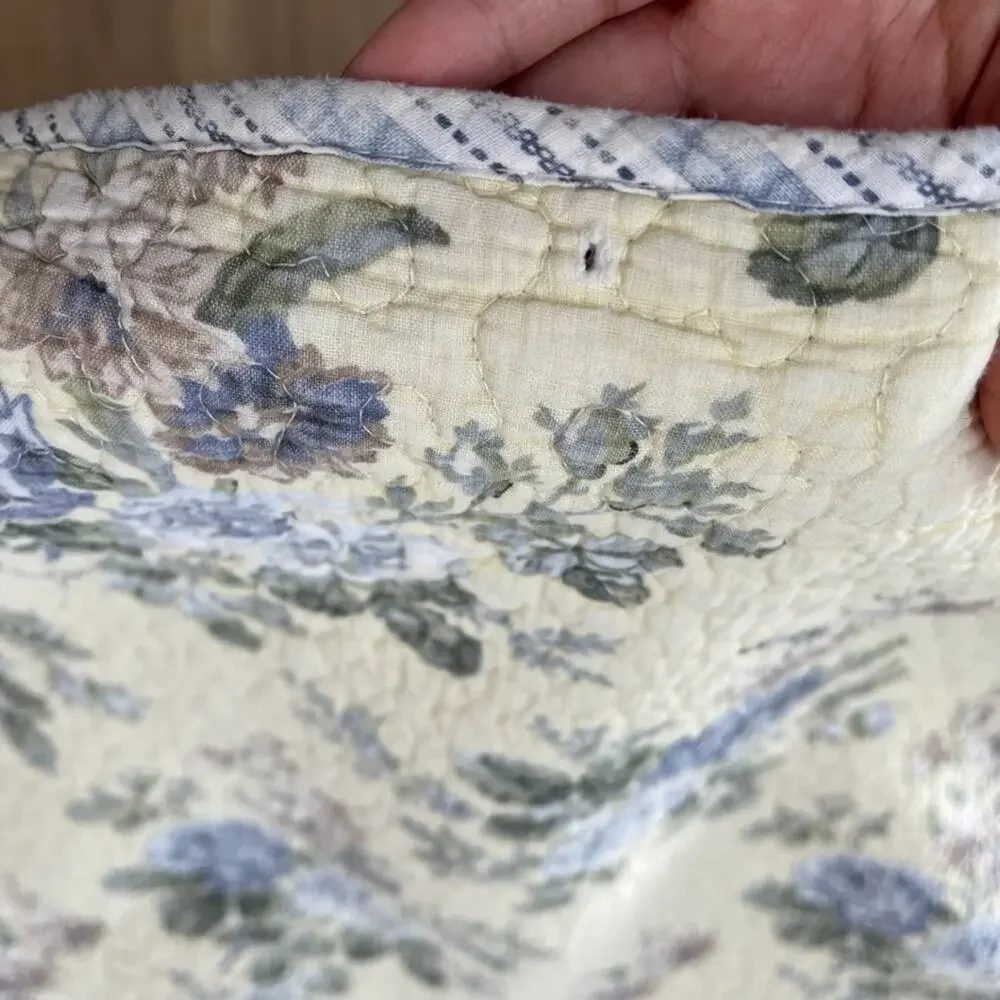 Laura Ashley laura ashley